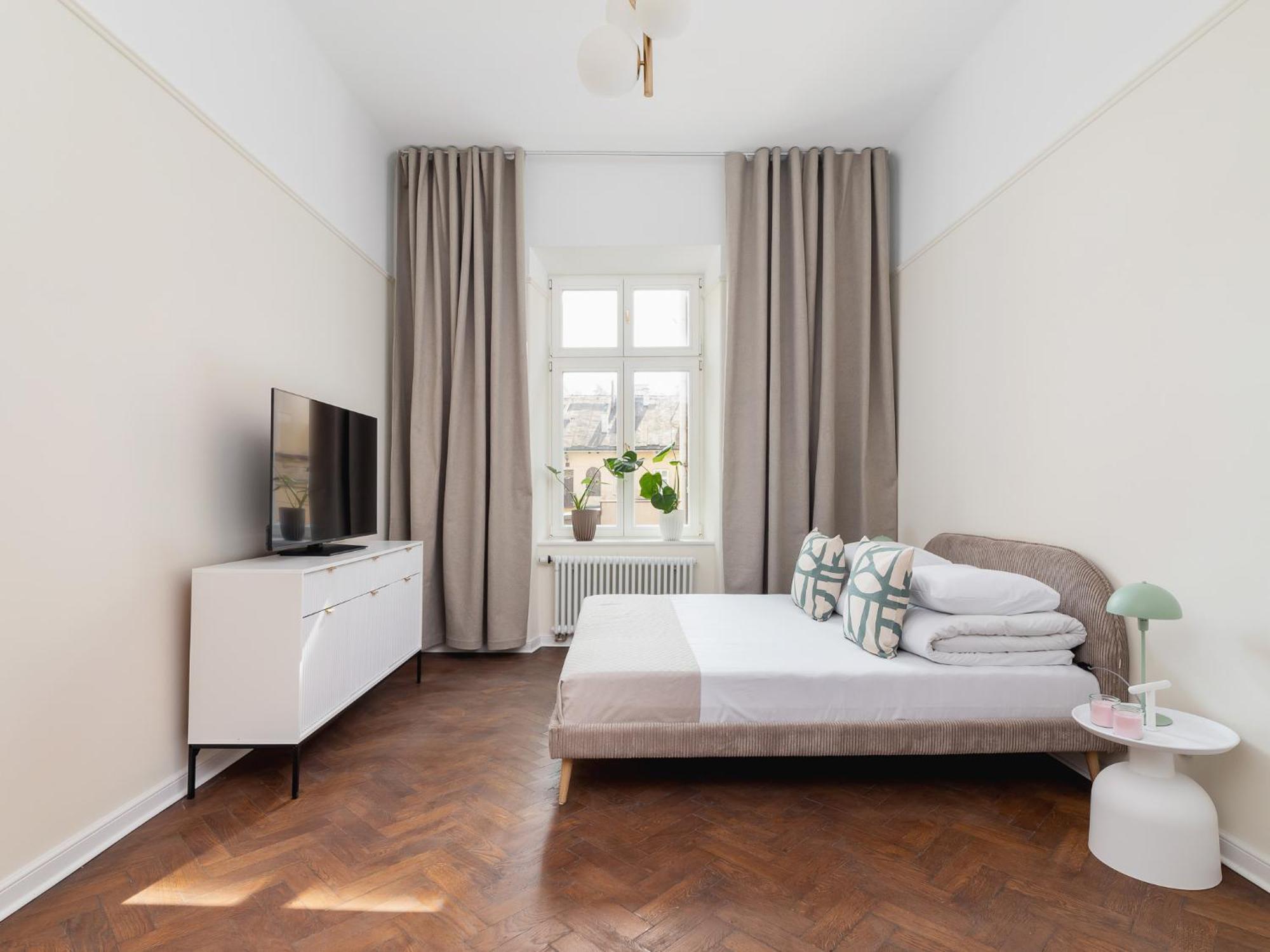 3 Bedroom - Rejtana 10 Apartment